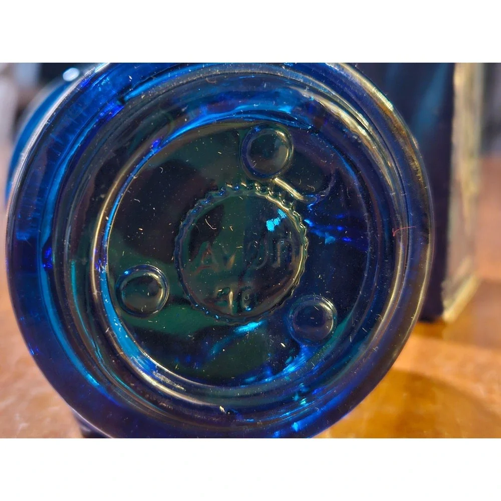 Vintage Avon The Angler Cologne Blue Fishing Reel Bottle FULL bottle. 1618
